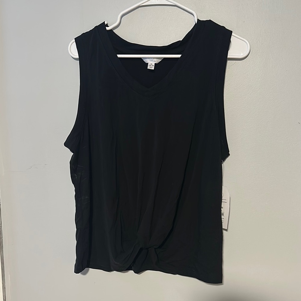 Women's Black Sleeveless Top